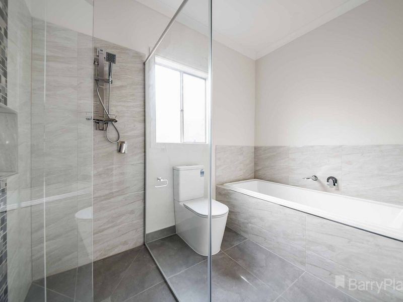 5 Plover Street, Pakenham, VIC 3810, Pakenham - Thumbnail 6