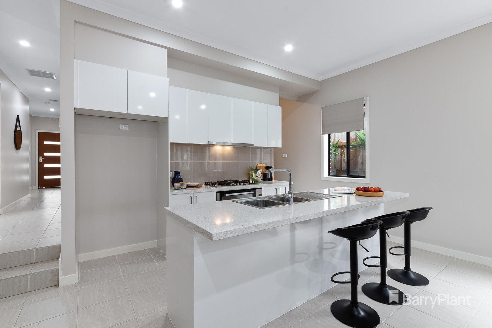 5 Poppyfield Avenue, Wollert, VIC 3750, Wollert - Thumbnail 3