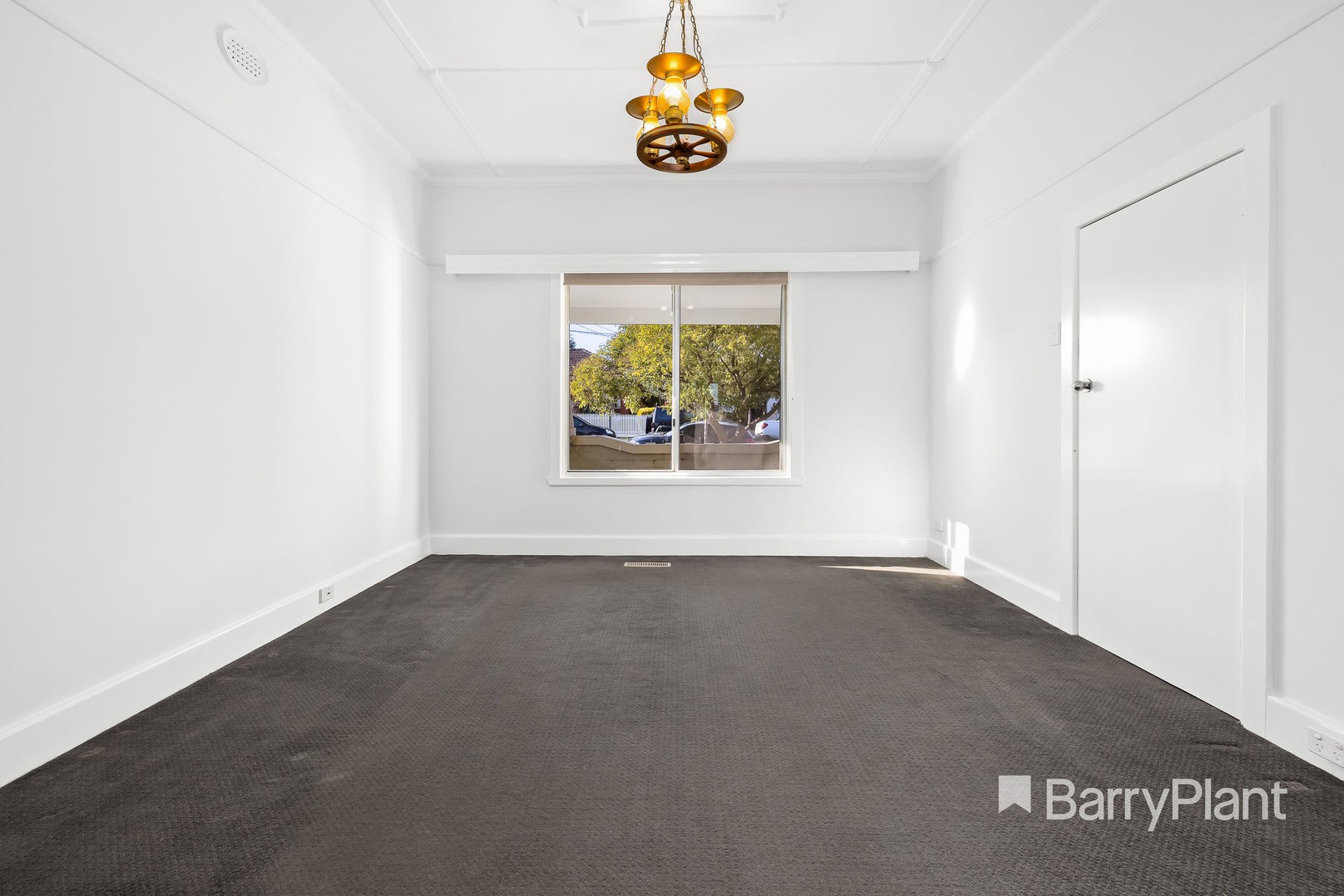 5 Queen Street, Reservoir, VIC 3073, Reservoir - Thumbnail 2