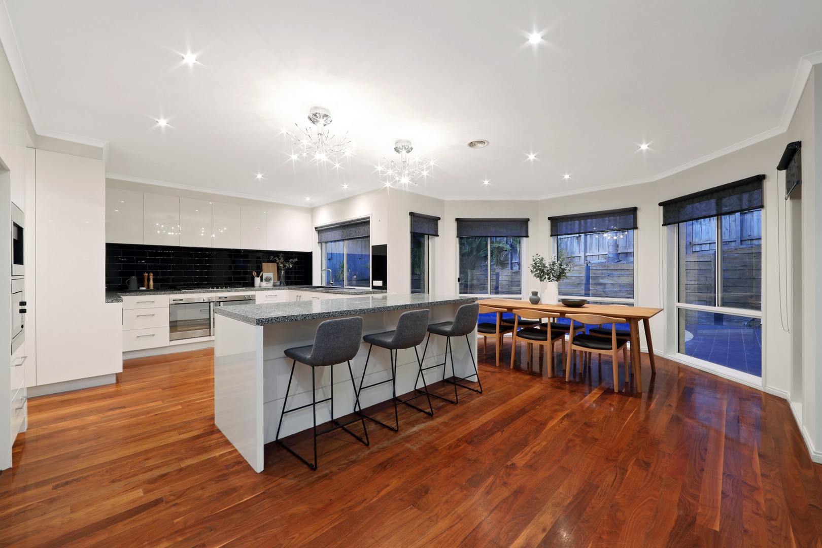 5 Redwood Court, Lysterfield, VIC 3156, Lysterfield - Thumbnail 2
