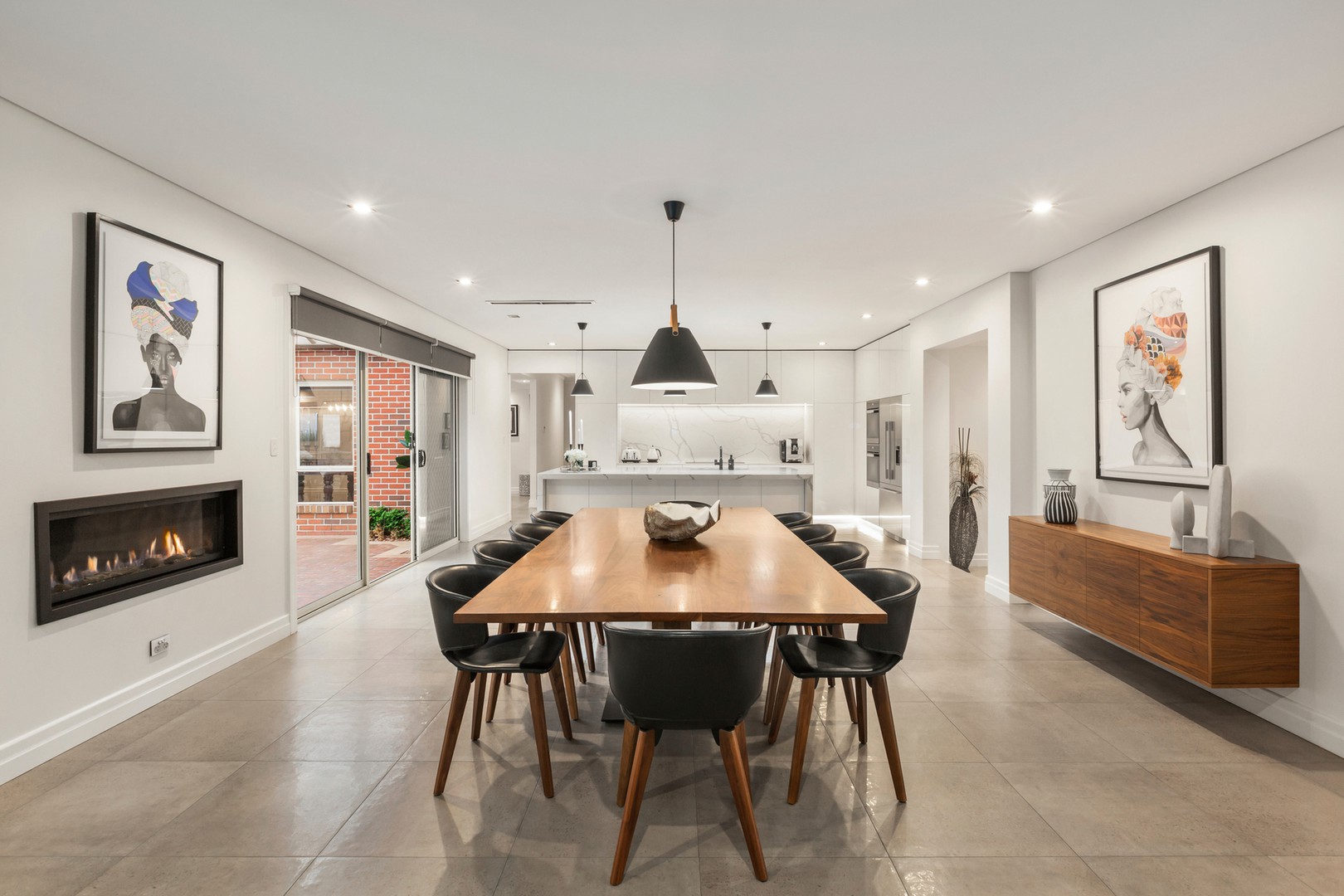 5 Regina Court, Hillside, VIC 3037 - Thumbnail 2 - 28/10/2022