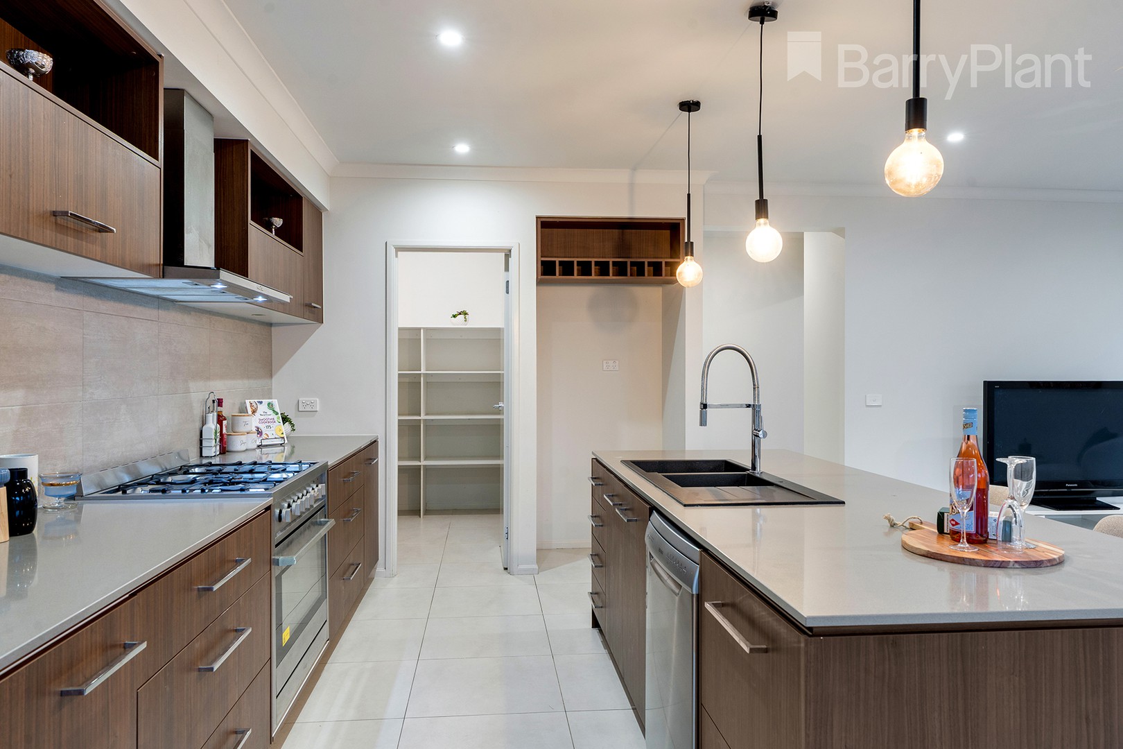 5 Revelstoke Street, Mickleham, VIC 3064, Mickleham - Thumbnail 7