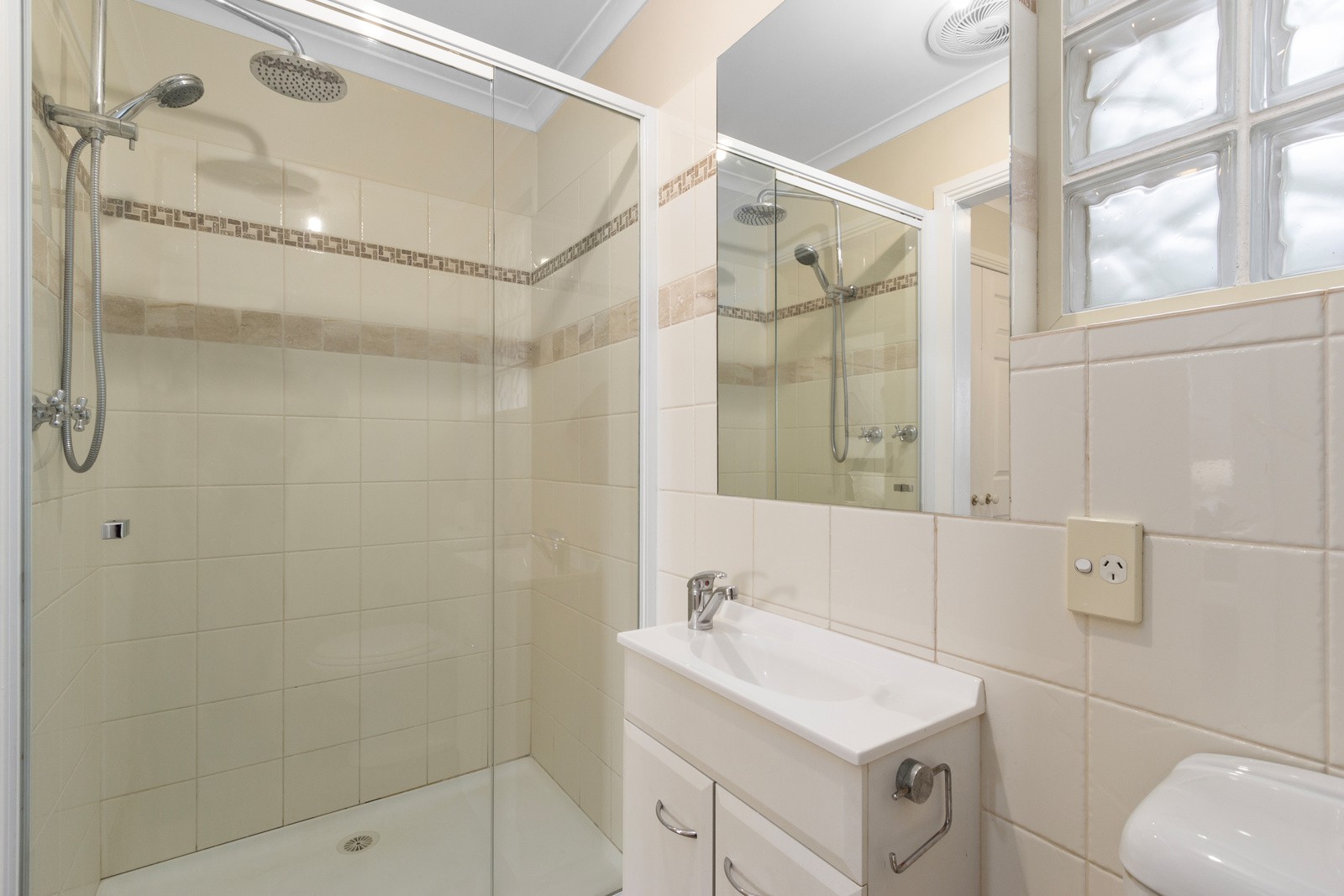 5 Rhonda Court, Bayswater, VIC 3153, Bayswater - Thumbnail 8