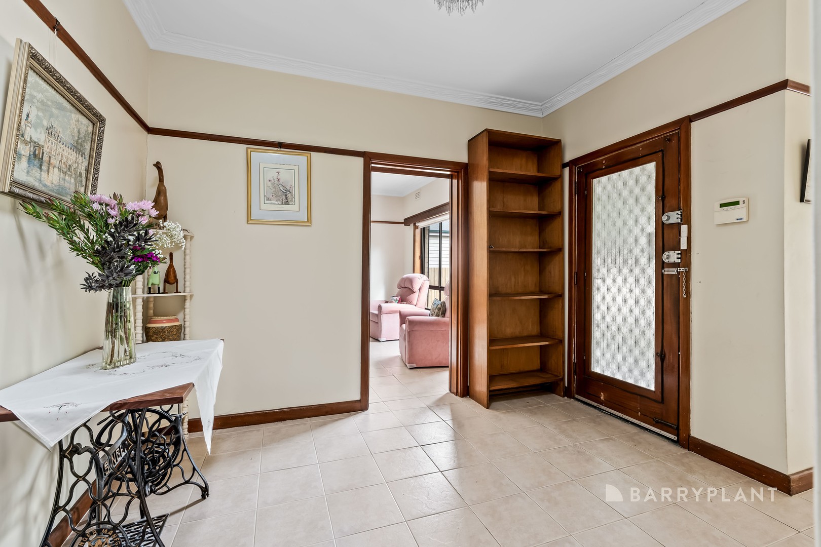 5 Robinson Road, Reservoir, VIC 3073, Reservoir - Thumbnail 2