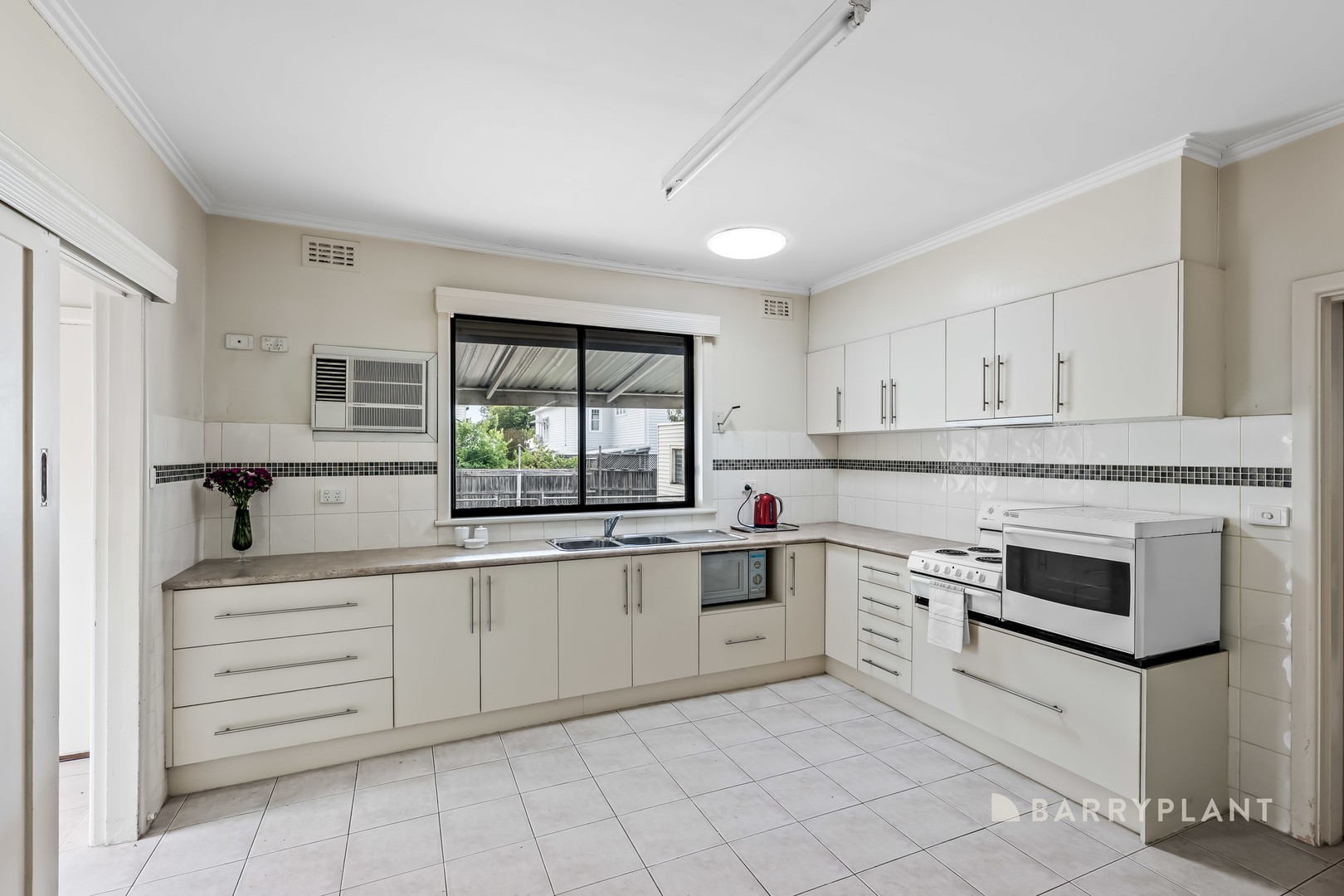 5 Robinson Road, Reservoir, VIC 3073, Reservoir - Thumbnail 5