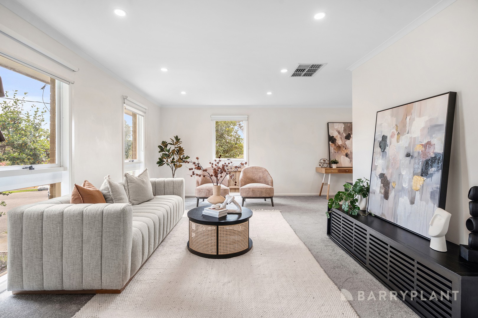 5 Rodger Court, Bundoora, VIC 3083 - Thumbnail 2 - 08/10/2026