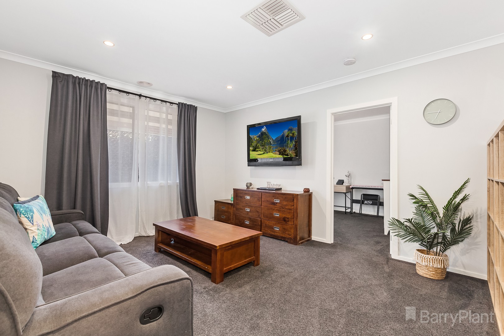 5 Rose Avenue, Wallan, VIC 3756, Wallan - Thumbnail 7