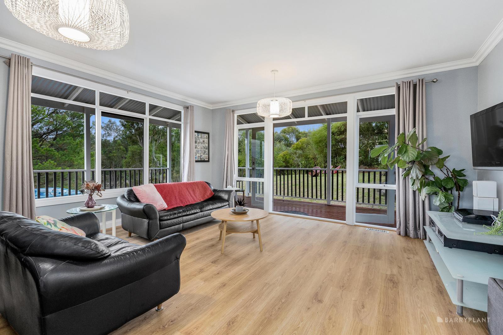 5 Roselillian Court, Warrandyte, VIC 3113 - Thumbnail 2 - 01/05/2025