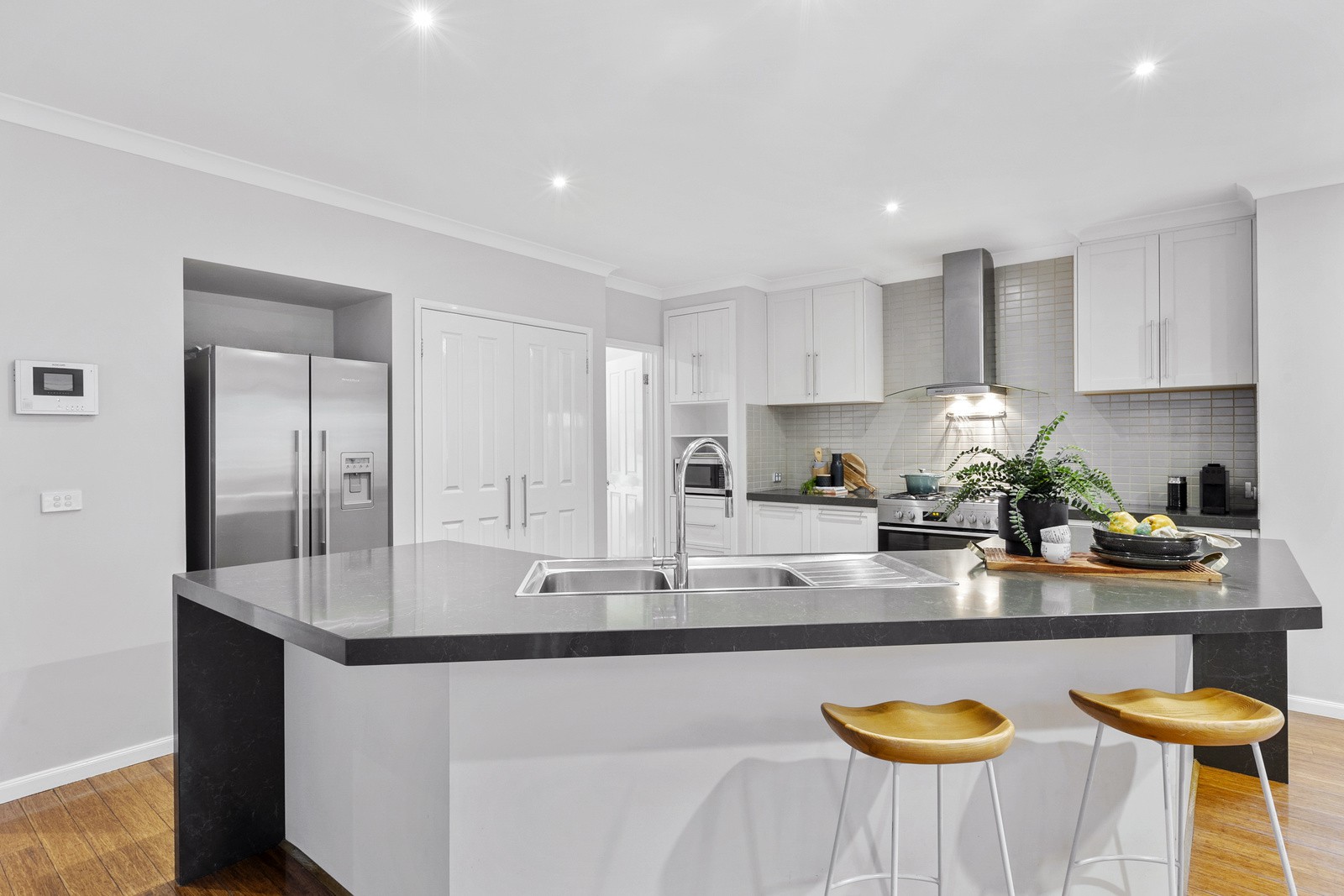 5 Royal Oak Court, Mulgrave, VIC 3170, Mulgrave - Thumbnail 4