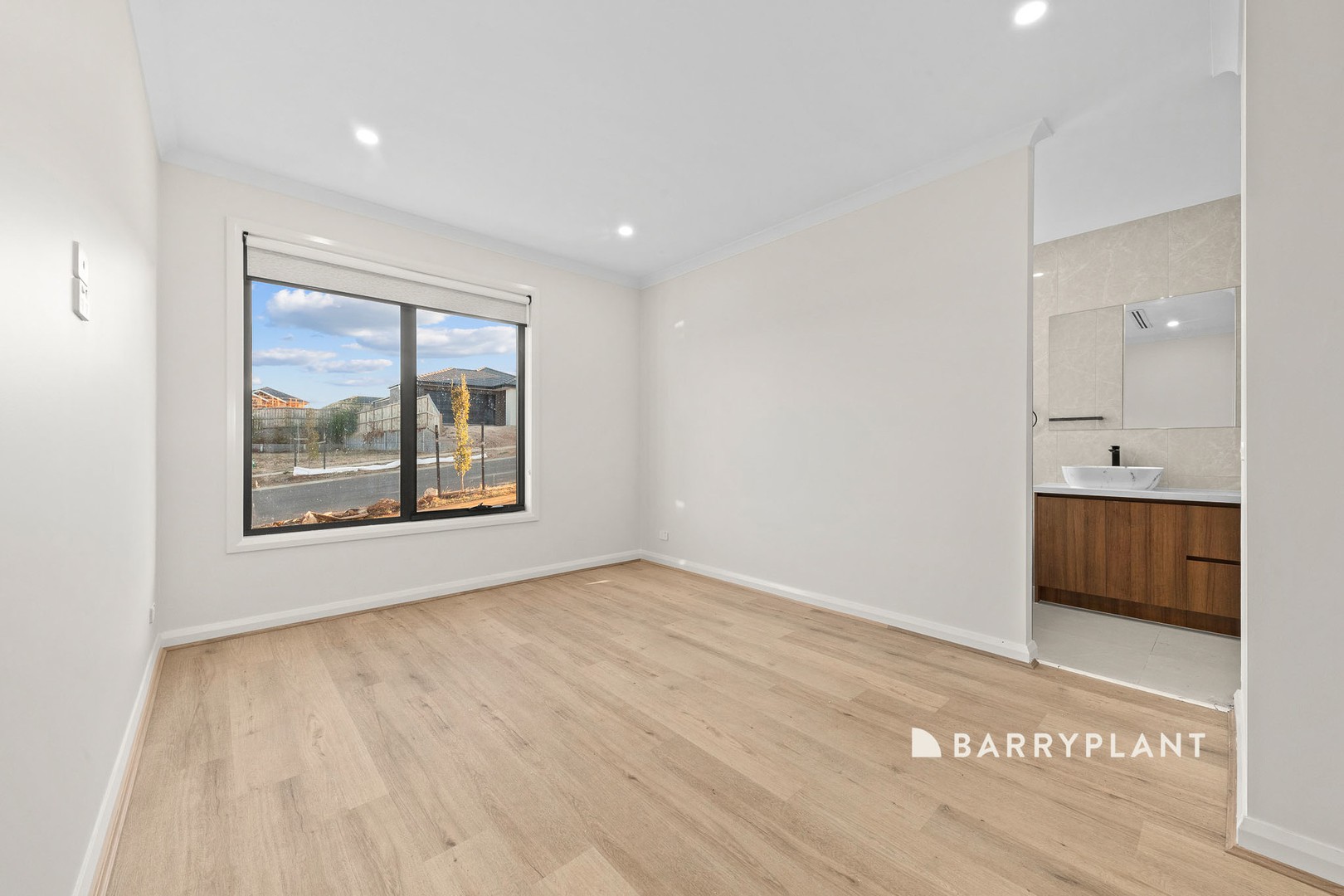 5 Royston Avenue, Warragul, VIC 3820, Warragul - Thumbnail 7