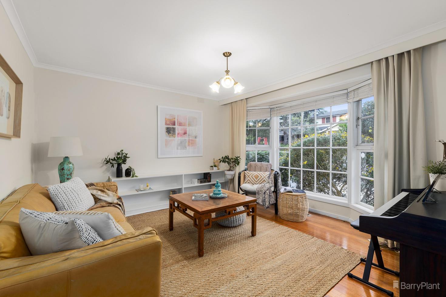 5 Royston Street, Viewbank, VIC 3084, Viewbank - Thumbnail 2