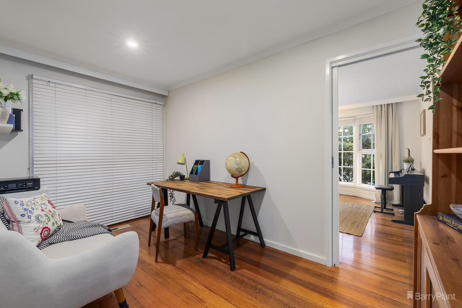 5 Royston Street, Viewbank, VIC 3084, Viewbank - Thumbnail 3