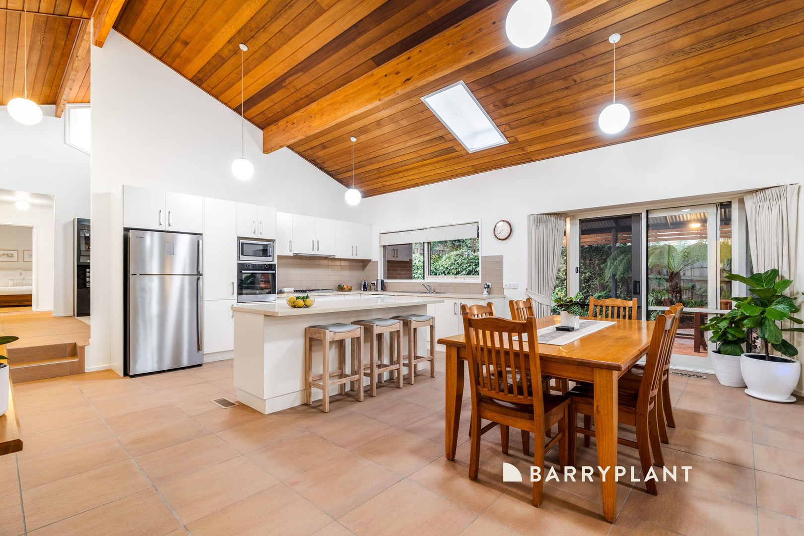 5 Rupicola Court, Rowville, VIC 3178, Rowville - Thumbnail 3