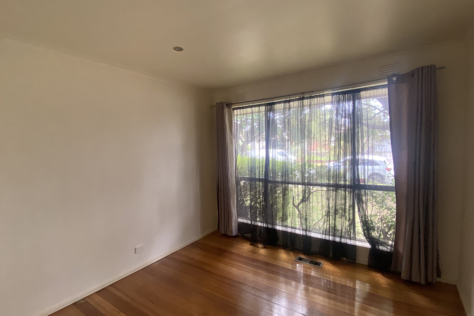 5 San Leandro Drive, Reservoir, VIC 3073, Reservoir - Thumbnail 5