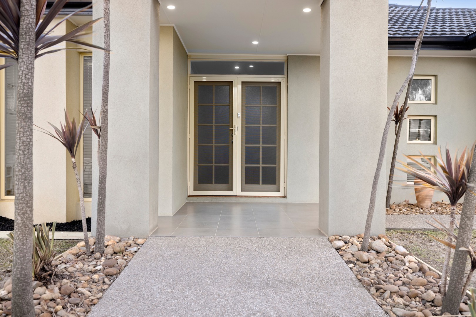 5 Sarsparilla Drive, Point Cook, VIC 3030, Point Cook - Thumbnail 3