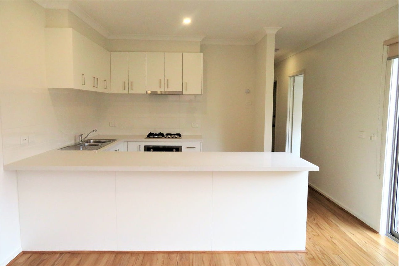 5 Seeber Street, Epping, VIC 3076 - Thumbnail 2 - 18/09/2026