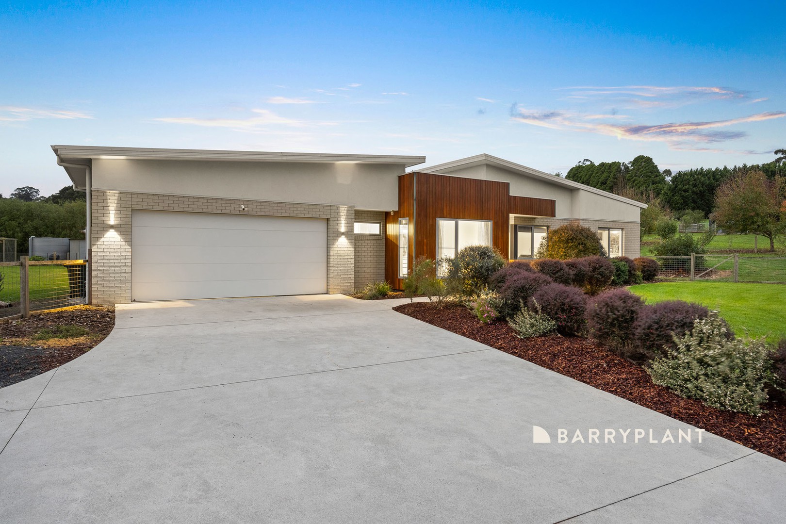5 Serene Court, Warragul, VIC 3820 - Thumbnail 2 - 13/05/2026