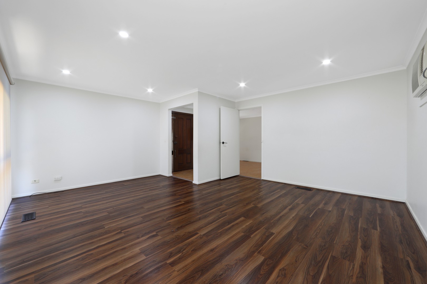 5 Severn Crescent, Rowville, VIC 3178, Rowville - Thumbnail 3