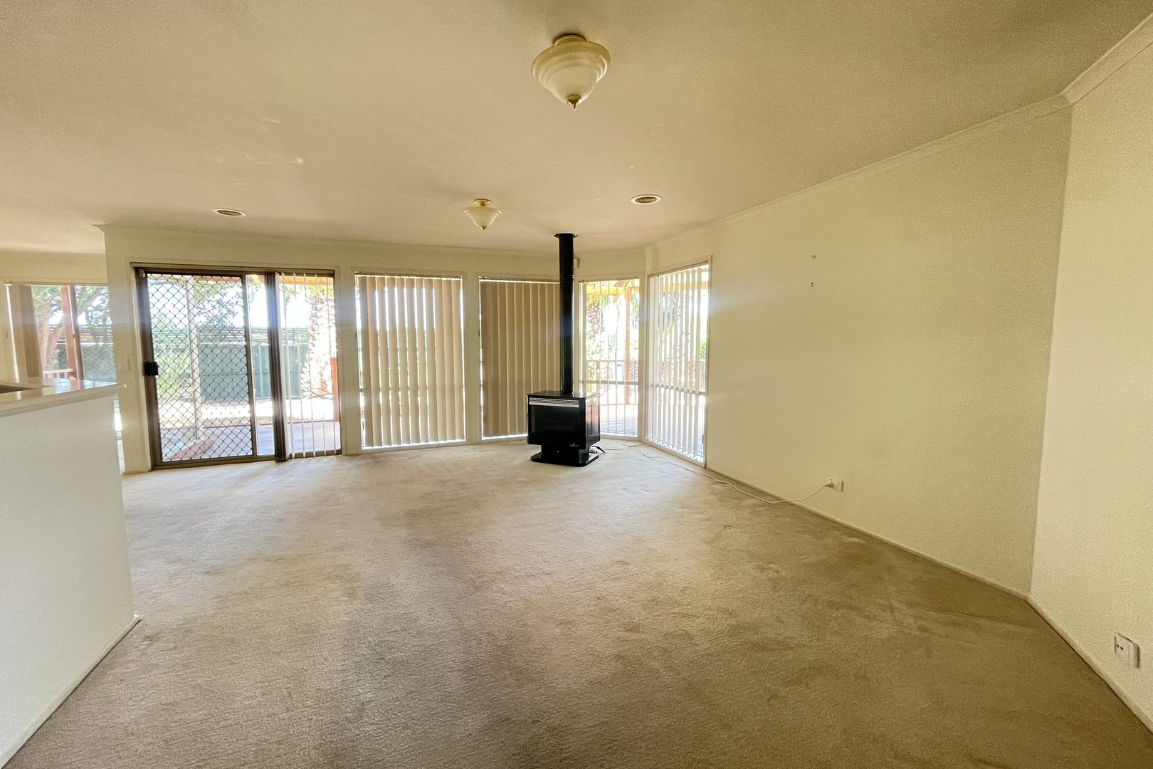 5 Shaw Court, Delahey, VIC 3037, Delahey - Thumbnail 4