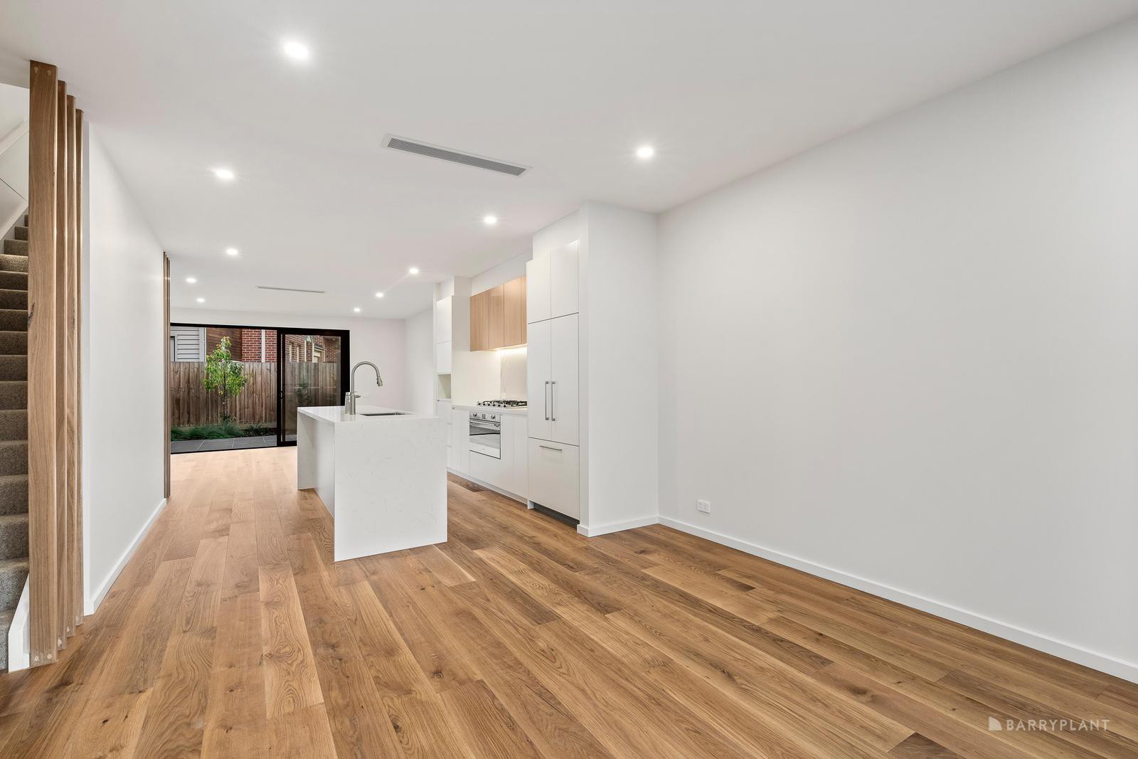 5 Sheoak Crescent, Doncaster East, VIC 3109, Doncaster East - Thumbnail 4