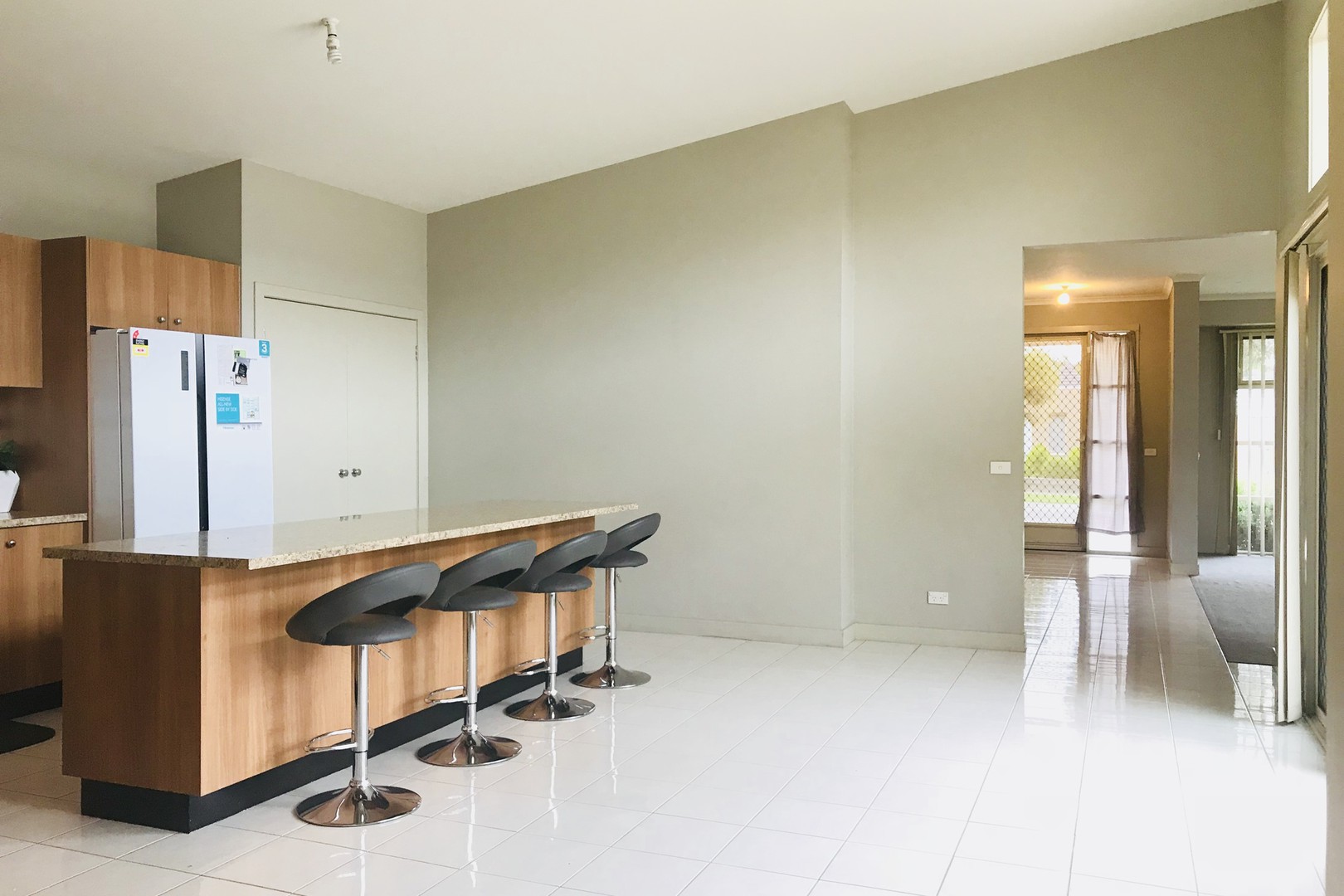 5 Shields Street, Epping, VIC 3076 - Thumbnail 2 - 28/01/2025