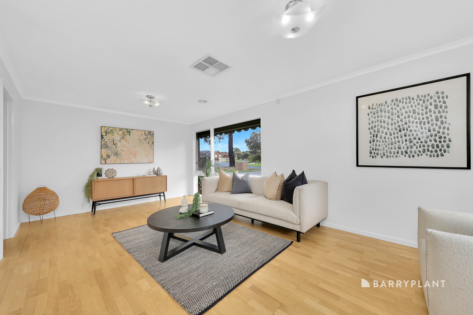 5 Sieben Close, Mill Park, VIC 3082, Mill Park - Thumbnail 3