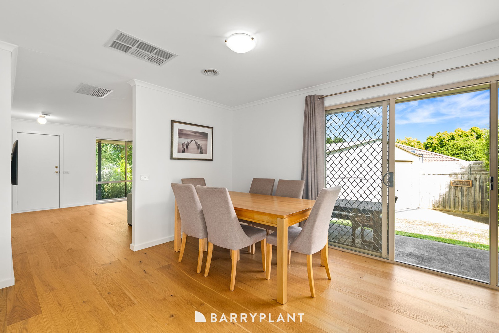 5 Silver Gum Drive, Pakenham, VIC 3810, Pakenham - Thumbnail 2