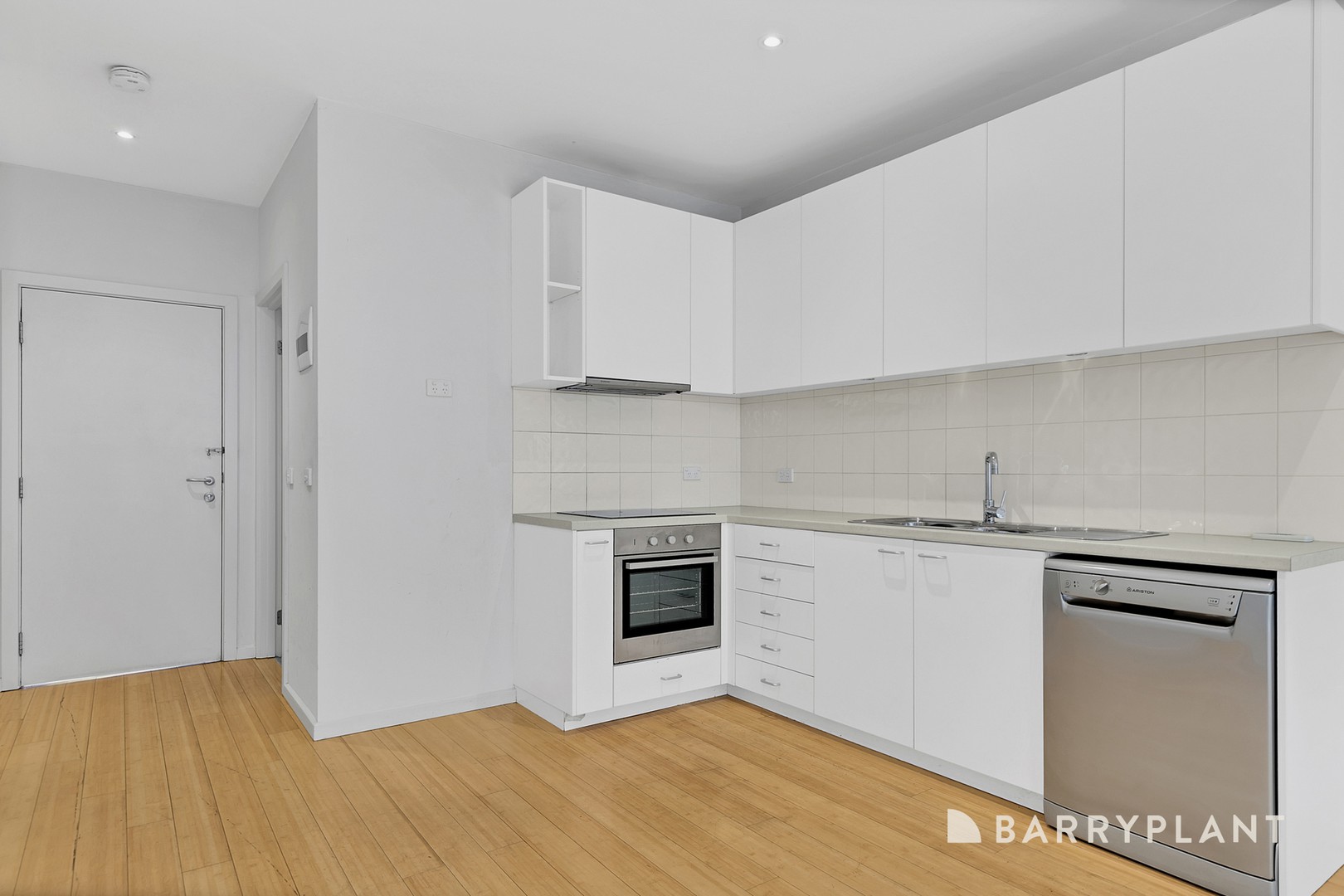 5 Silverash Drive, Bundoora, VIC 3083 - Thumbnail 1 - 13/01/2026