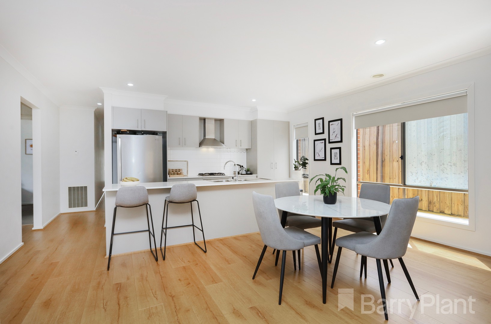5 Silverwood Drive, Greenvale, VIC 3059, Greenvale - Thumbnail 4