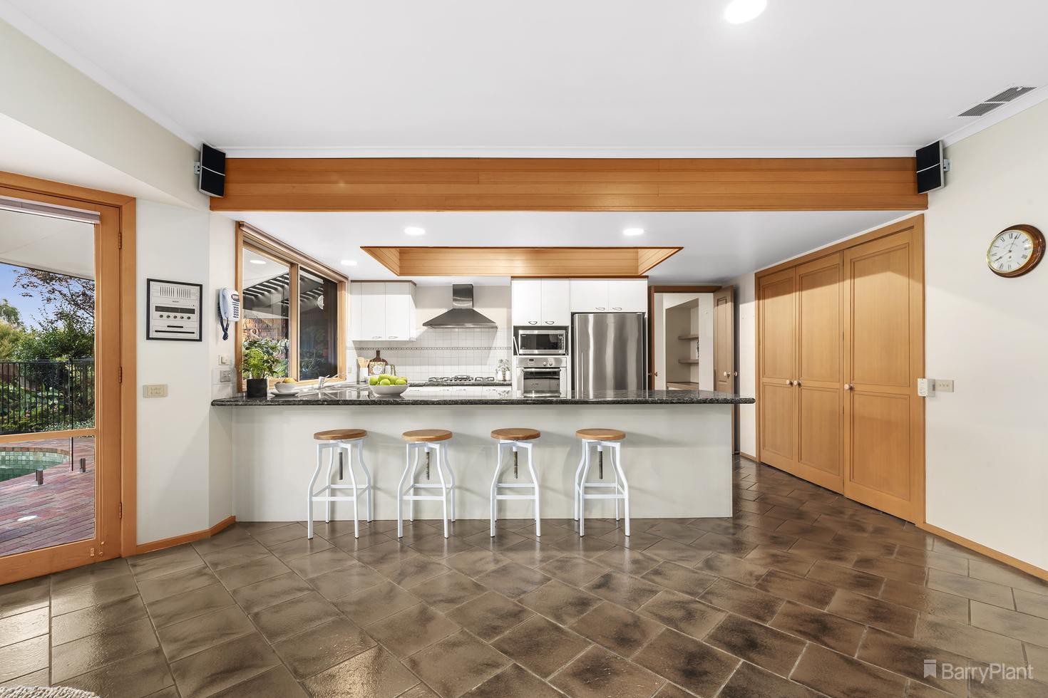5 Simone Crescent, Doncaster East, VIC 3109, Doncaster East - Thumbnail 5