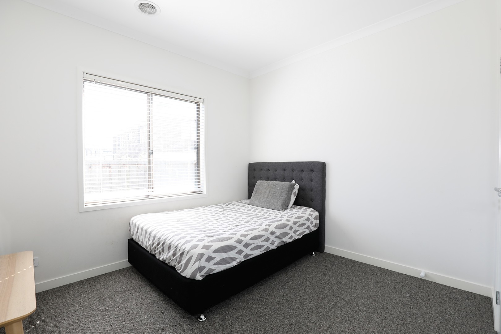 5 Skylark Boulevard, Clyde North, VIC 3978, Clyde North - Thumbnail 7