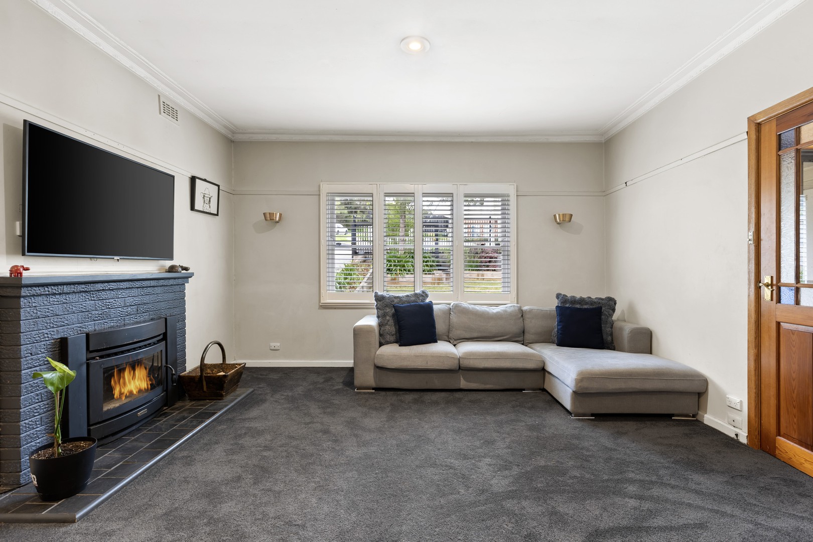 5 Spring Street, Niddrie, VIC 3042 - Thumbnail 2 - 21/09/2026