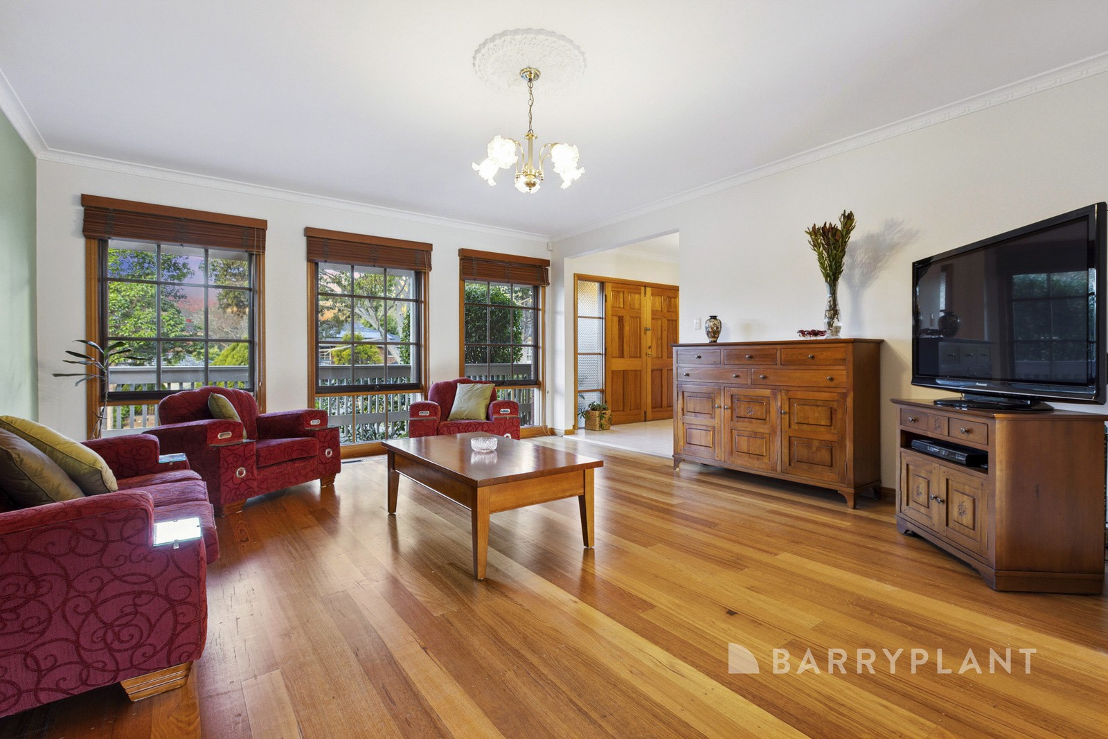 5 Stanton Court, Glen Waverley, VIC 3150, Glen Waverley - Thumbnail 2