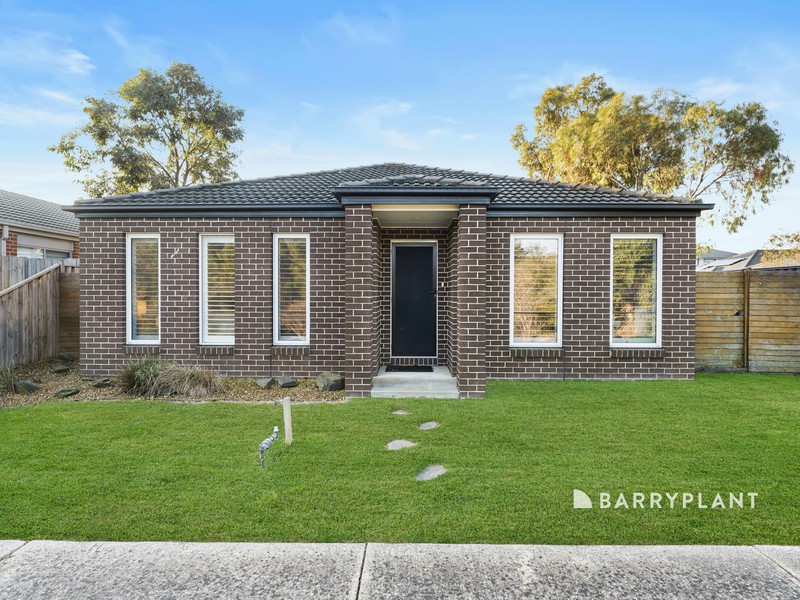 5 Steinbeck Lane, Narre Warren, VIC 3805 - Image - 10/07/2026