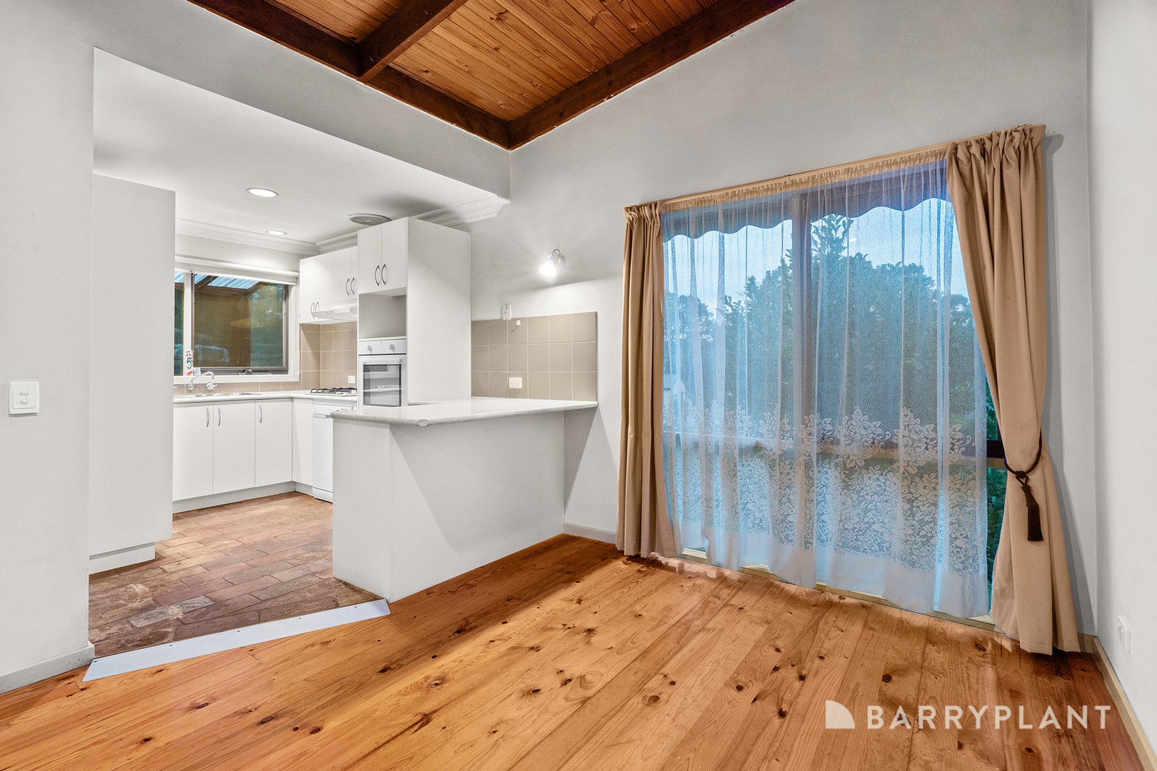 5 Stewart Avenue, Wandin North, VIC 3139, Wandin North - Thumbnail 4