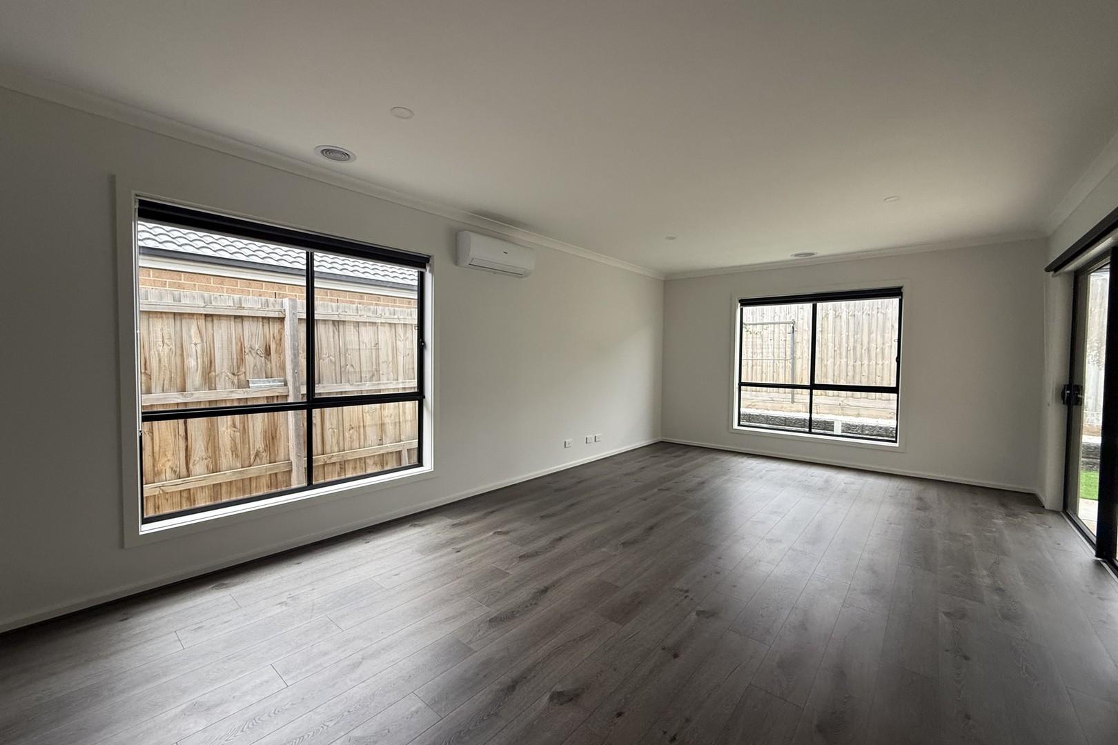 5 Story Street, Fraser Rise, VIC 3336 - Thumbnail 1 - 07/08/2026