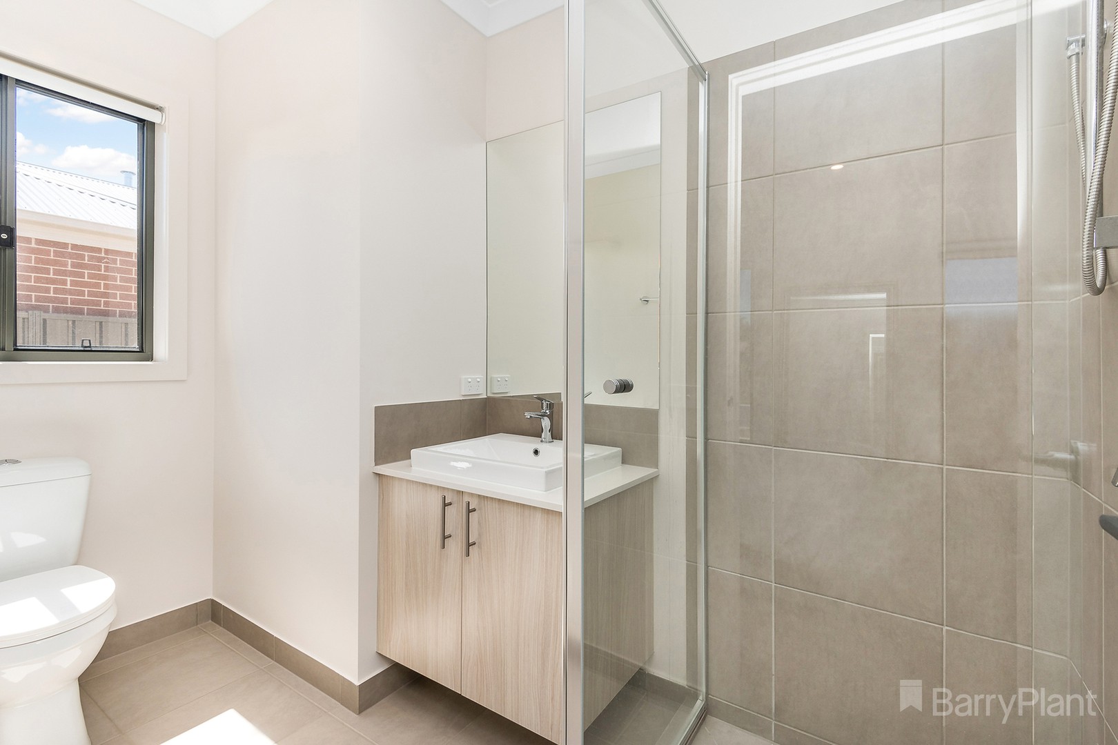 5 Strathloddon DriveStrathfieldsaye, VIC 3551  - Leased, Strathfieldsaye - Thumbnail 6