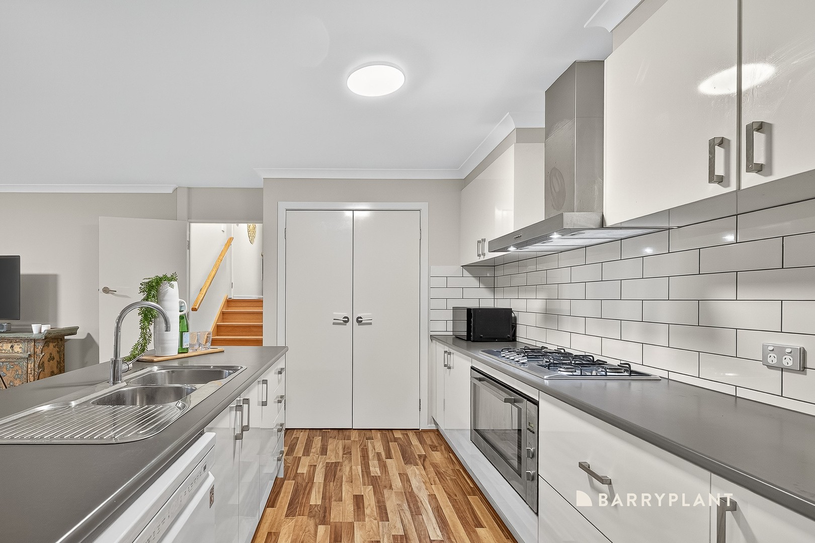 5 Stratum Avenue, Doreen, VIC 3754, Doreen - Thumbnail 3