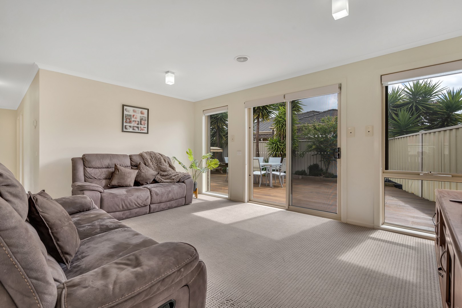 5 Tallgum Place, Craigieburn, VIC 3064, Craigieburn - Thumbnail 6