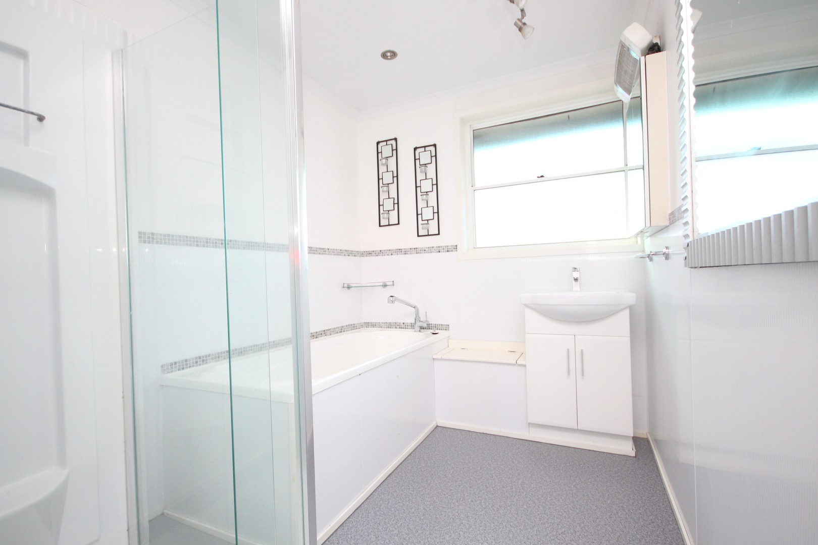 5 Tambo  Court, Corio, VIC 3214, Corio - Thumbnail 4