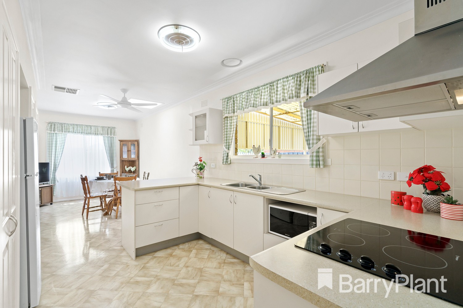 5 Tania Street, Sunshine North, VIC 3020, Sunshine North - Thumbnail 4