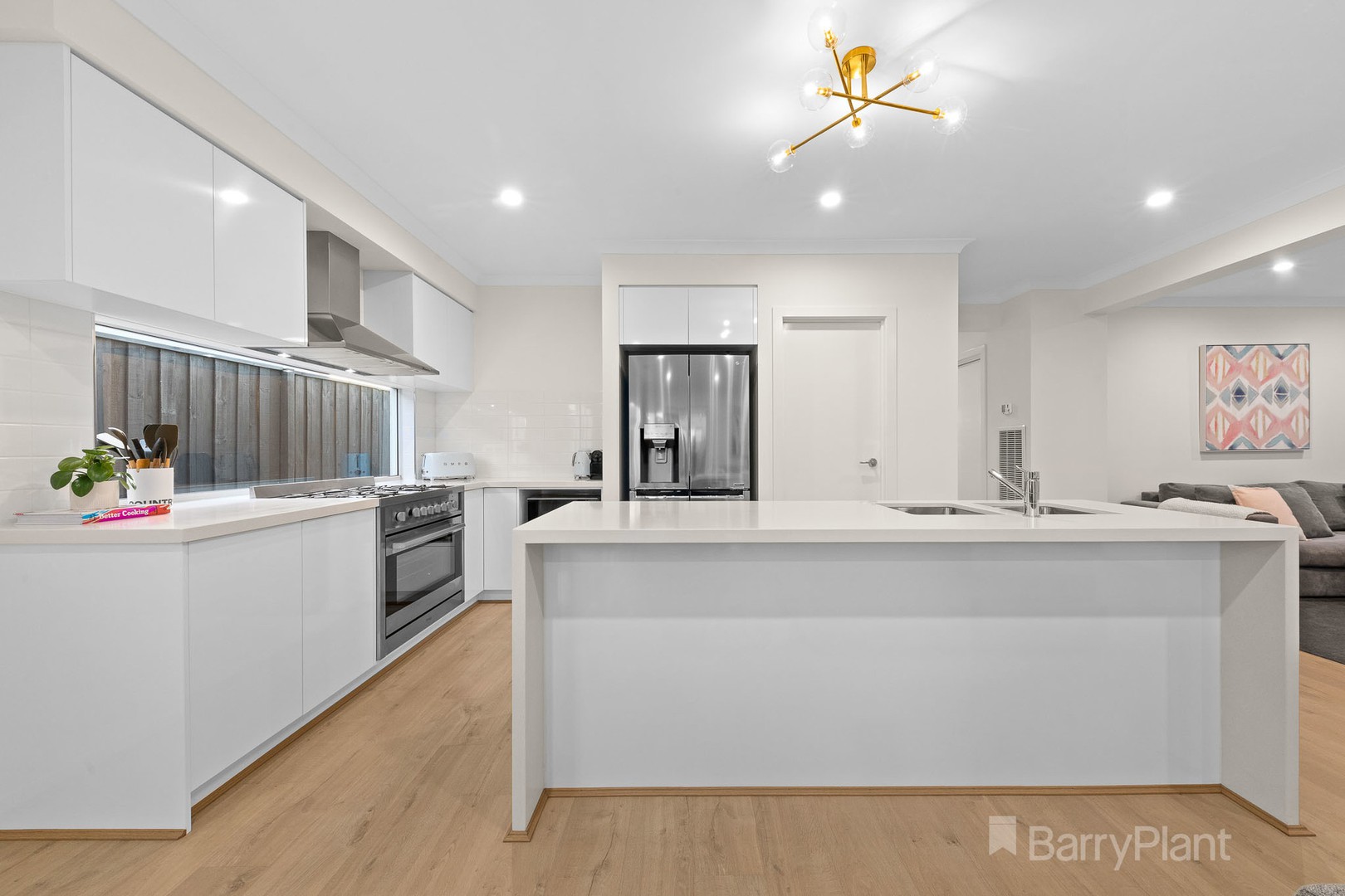 16 Tristan Drive, SEBASTOPOL VIC 3356, Sebastopol - Thumbnail 3