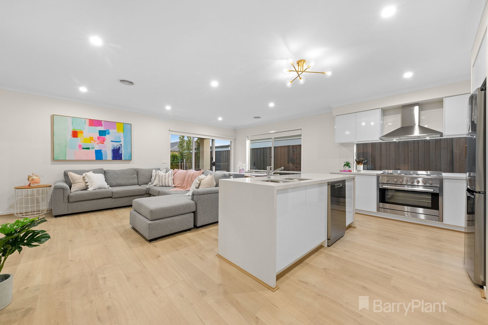 16 Tristan Drive, SEBASTOPOL VIC 3356, Sebastopol - Thumbnail 4