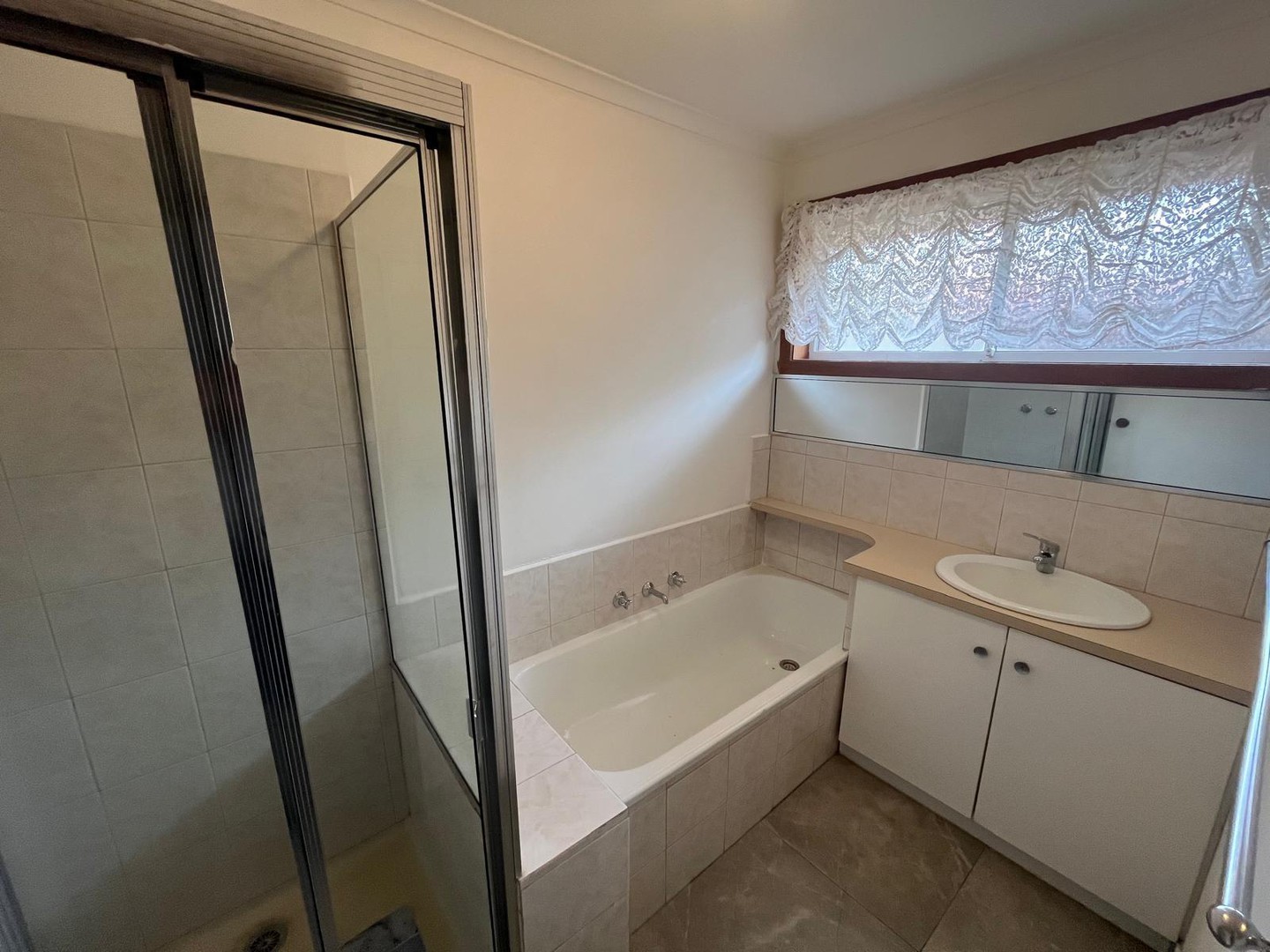 5 Thames Court, Deer Park, VIC 3023 - Thumbnail 2 - 17/02/2026