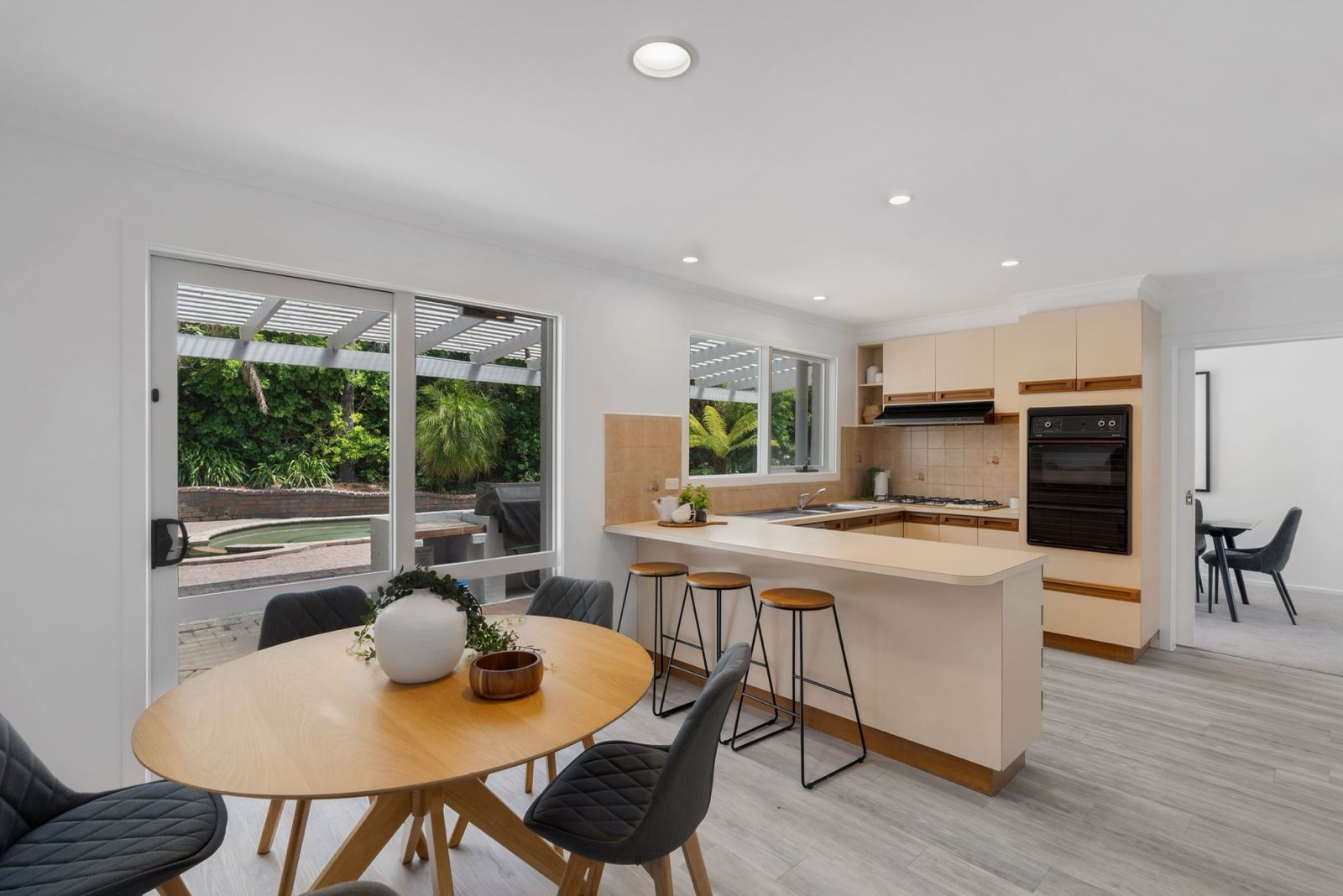 5 The Loch, Croydon Hills, VIC 3136, Croydon Hills - Thumbnail 4