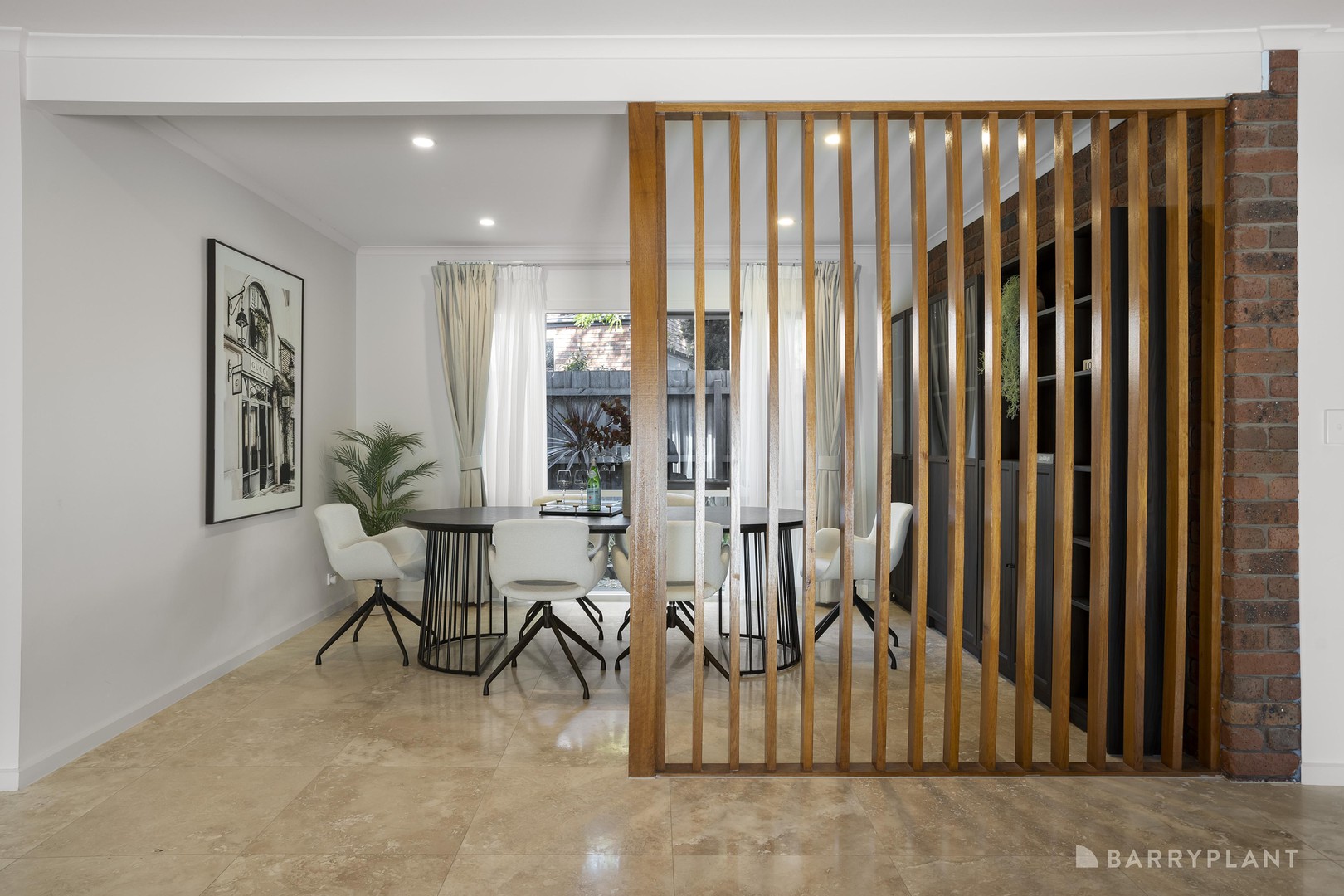 5 Thorncombe Walk, Doncaster East, VIC 3109, Doncaster East - Thumbnail 4