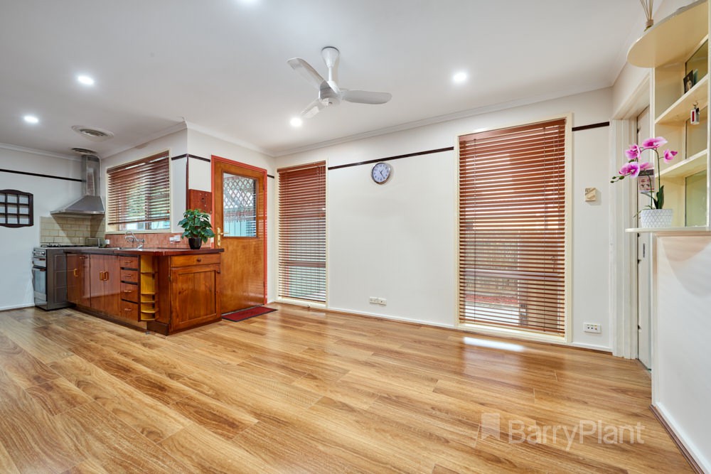 5 Timberglade Drive, Noble Park North, VIC 3174, Noble Park North - Thumbnail 2