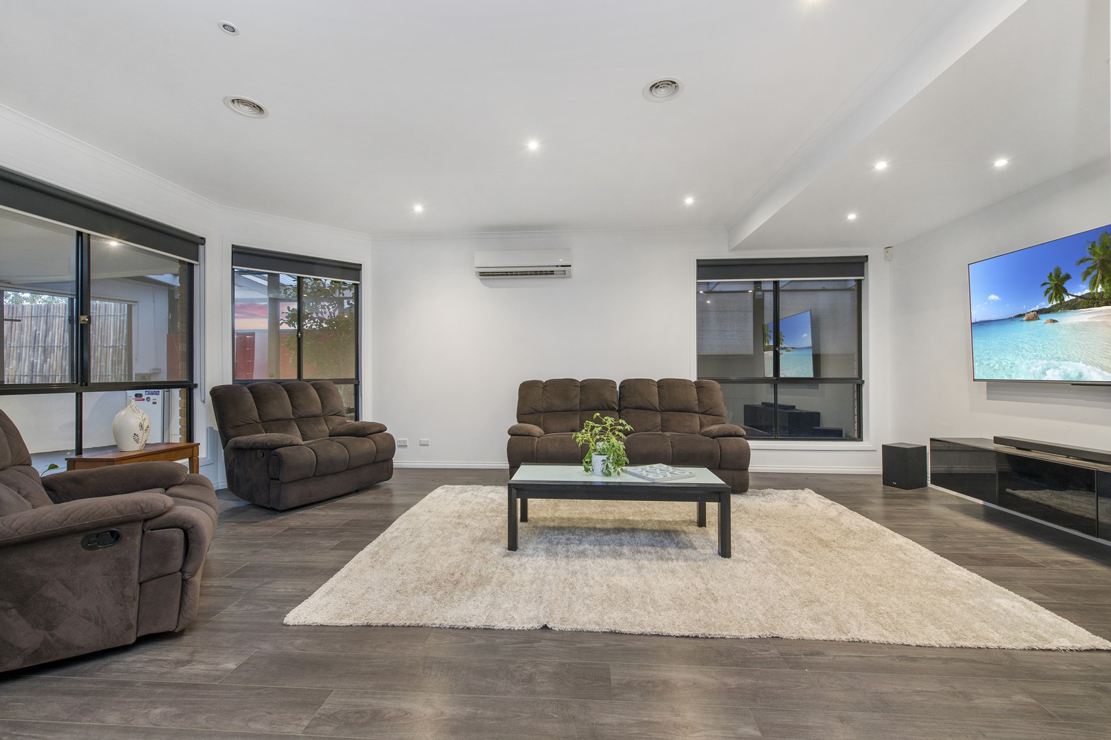 5 Tormorvey Avenue, Hillside, VIC 3037, Hillside - Thumbnail 2