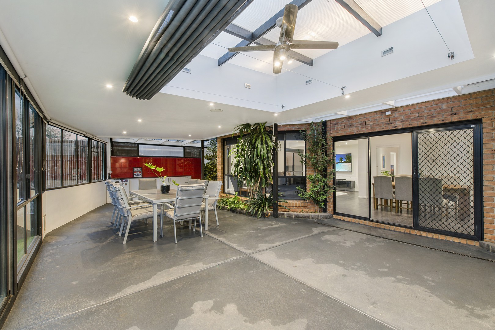 5 Tormorvey Avenue, Hillside, VIC 3037, Hillside - Thumbnail 3