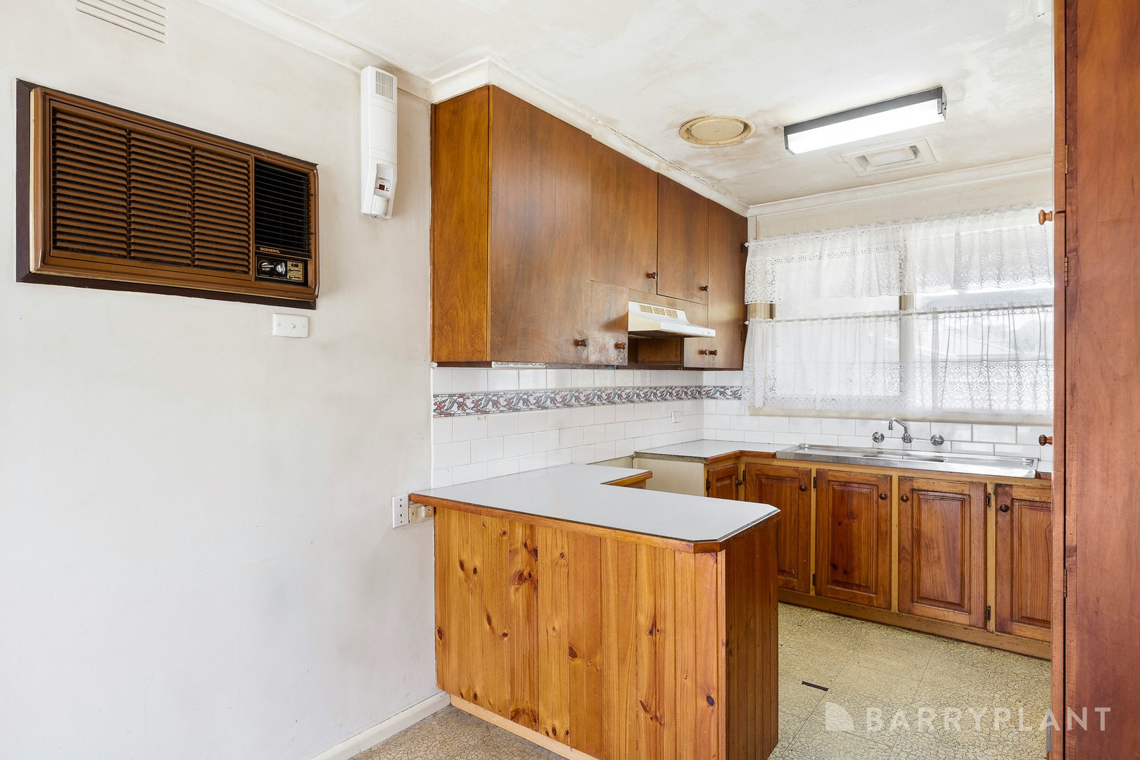 5 Tower Street, Kilsyth, VIC 3137, Kilsyth - Thumbnail 3